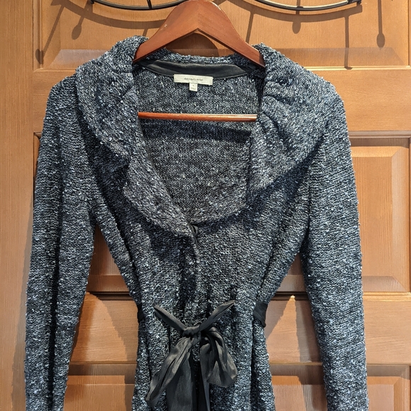 Sweater - Picture 3 of 4